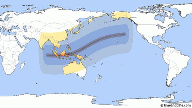 O mapa mostra o percurso do eclipse solar, que foi do Ocidente ao Oriente