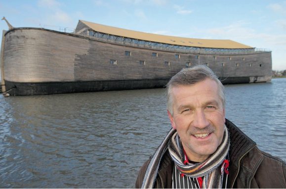 A nova Arca de Noé foi construida por Johan Huibers