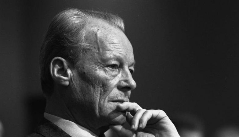 O antigo chanceler alemão e líder do SPD, Willy Brandt, 