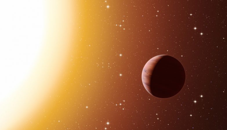 Impressão artística de um planeta do tipo de Júpiter quente em órbita próximo de uma das estrelas do rico e velho enxame estelar Messier 67, situado na constelação de Caranguejo. 