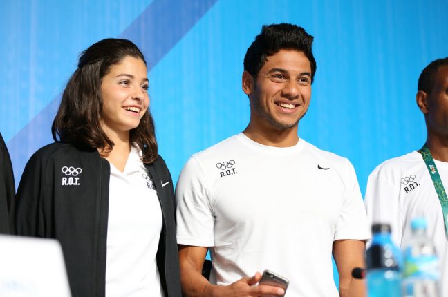 Yusra Mardini e Rami Anis, dois dos atletas refugiados que competem nos Jogos Olímpicos 2016 sob a bandeira do 