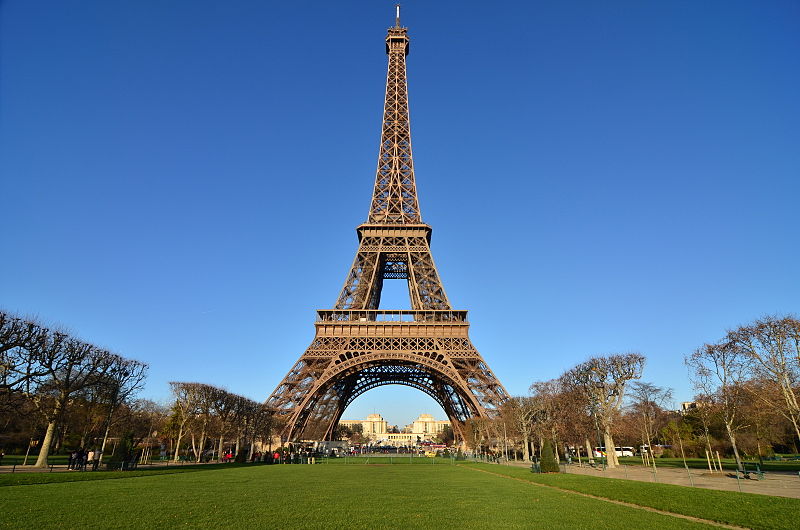 A Torre Eiffel em 2011 (foto: Nicolas Lannuzel / wkimedia)