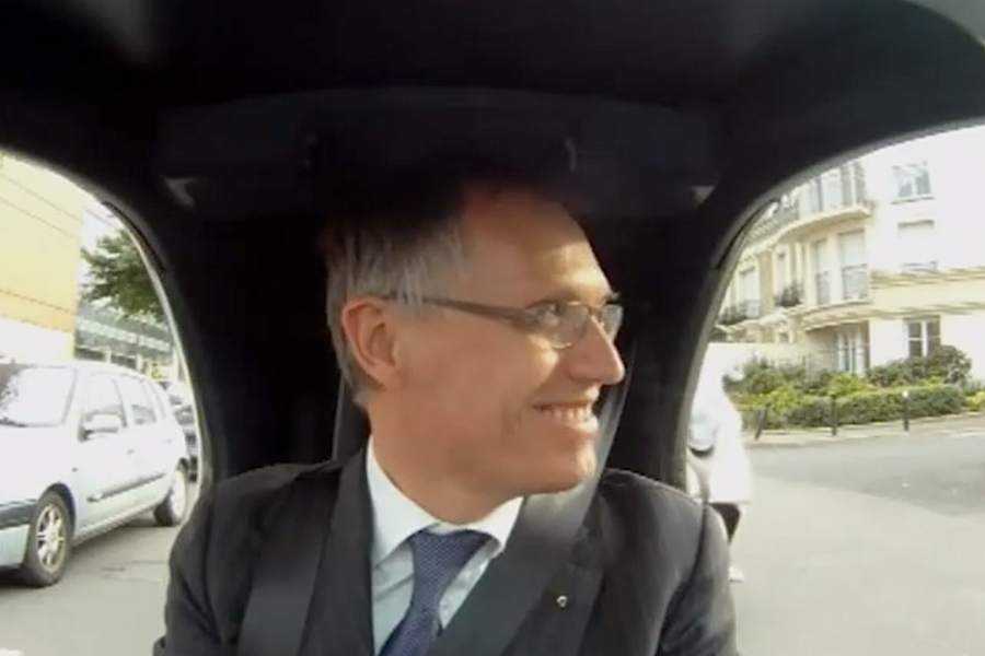 Carlos Tavares, ex-nº2 da Renault, é o novo presidente da Peugeot/Citroen (foto: YouTube/AutoMotoTV Deutsch)
