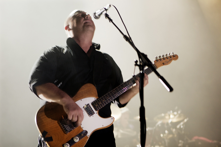 Black Francis, vocalista principal dos Pixies (foto: Simon Fernandez Music Photographer / Flickr)