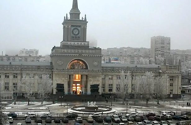 Momento da explosão da bomba no atentado suicida de Volgograd