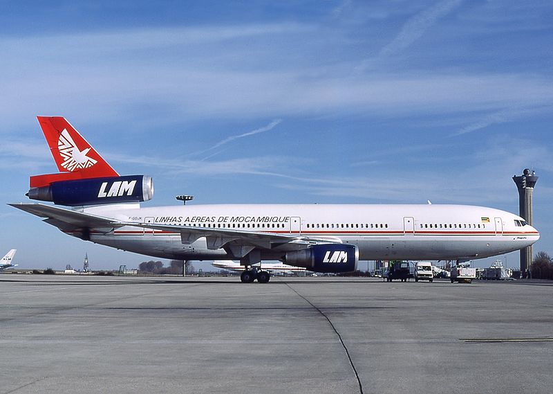 McDonnell Douglas DC-10-30 das LAM - Linhas Aereas de Mocambique (foto: Michel Gilliand / wikimedia)