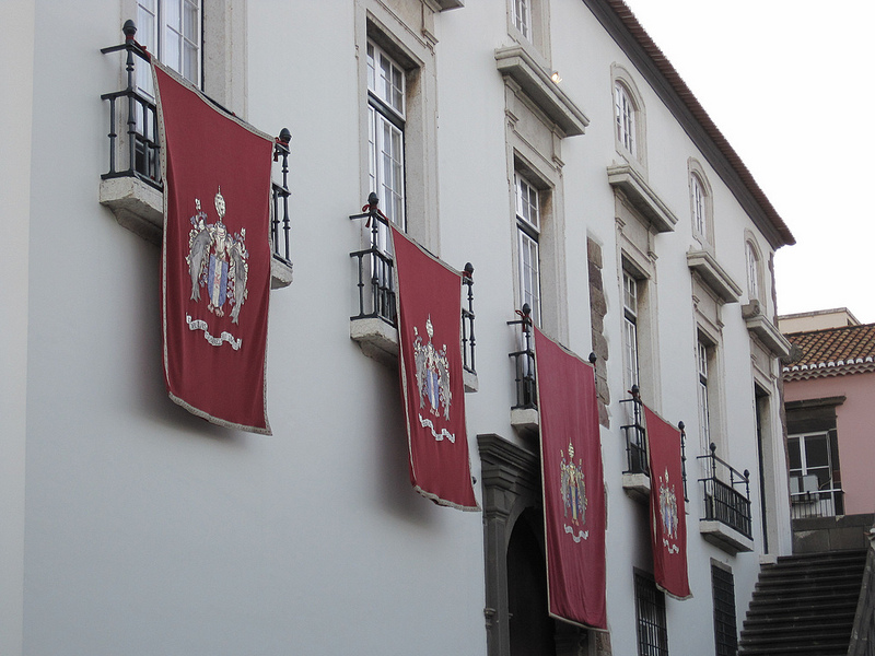 A Assembleia Legislativa da Madeira.