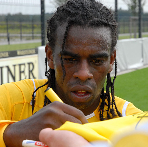 Tinga, ex-jogador do Sporting e Borussia Dortmund, agora no Cruzeiro