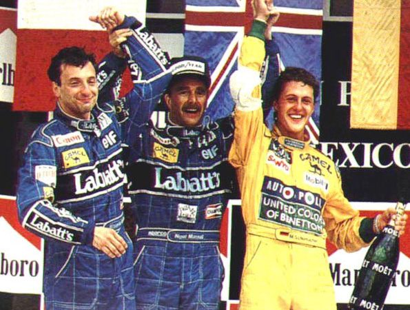 Riccardo Patrese, Nigel Mansell y Michael Schumacher no pódio do Grande Prémio do México de 1992