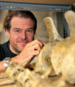 O paleontólogo Oliver Rauhut, da Universidade de Munique