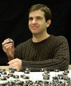 Michael Rubenstein, investigadora da Escola de Engenharia da Universidade de Harvard