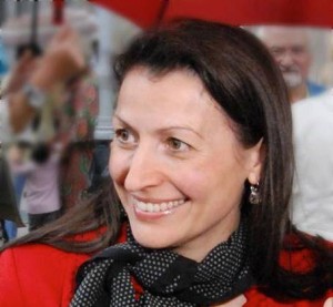 Alda Pereira-Lemaître foi presidente da câmara de Noisy-le-Sec. Vemuma vez por ano à Figueira da Foz - nunca no Verão