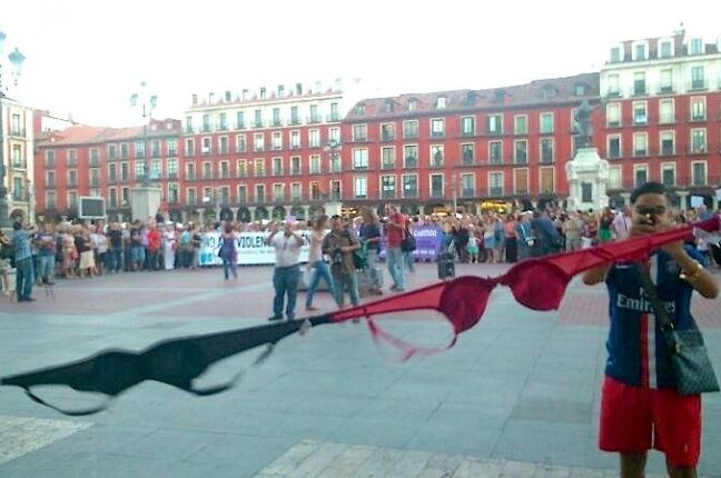 Valladolid saiu à rua com soutiens
