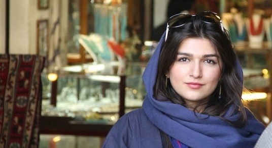 Ghoncheh Ghavami, a anglo-iraniana detida por assistir a uma partida de volei