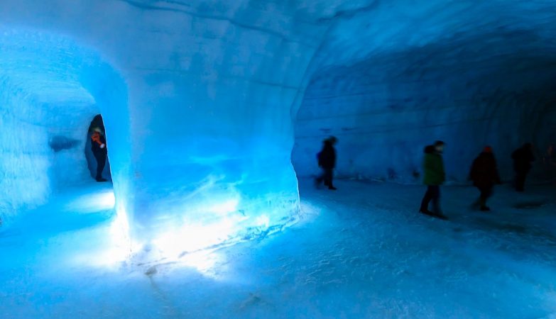 A IceRave vai ter lugar numa caverna num glaciar em Langjokull
