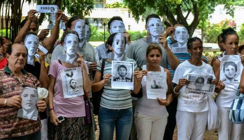 Cubanos detidos em Havana por se manifestarem com máscaras de Barack Obama