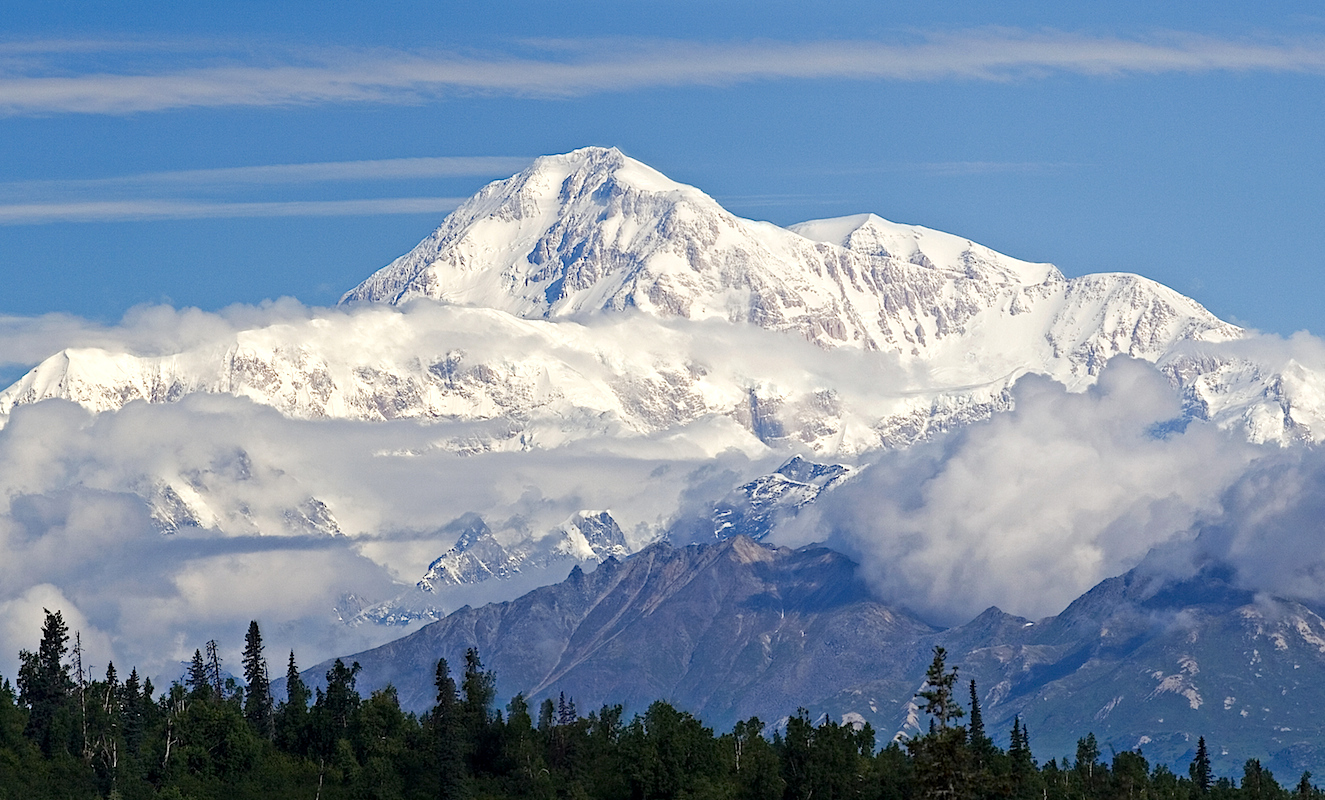 Monte McKinley, Alaska. Agora, Monte Denali, "O Alto"