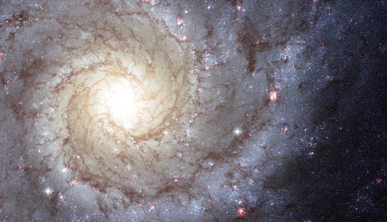 Imagem de Messier 74 pelo Telescópio Hubble.