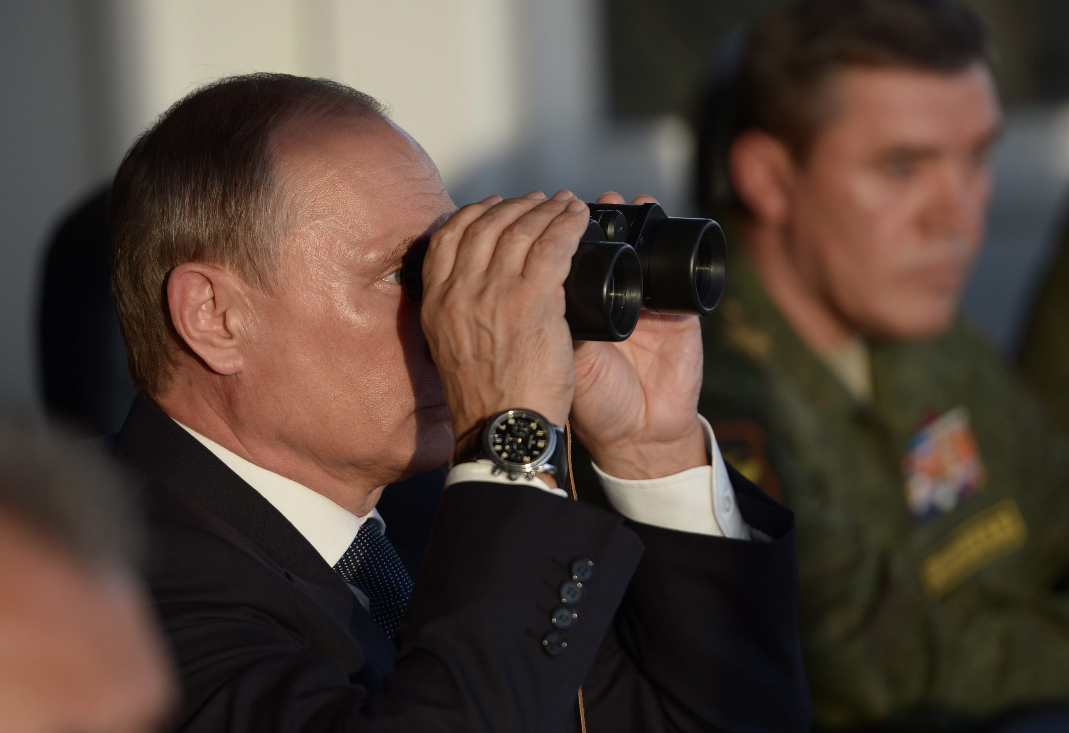 Kremlin espera que Putin deixe o cargo em breve. Presidente russo terá sobrevivido a atentado