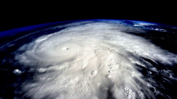 O imponente furacão Patrícia visto do espaço, fotografado na Estação Espacial Internacional