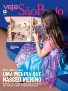 A pequena Luiza, que nasceu Leandro, na capa da revista Veja São Paulo