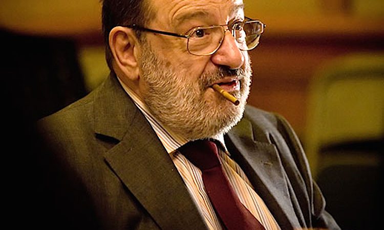 O escritor italiano Umberto Eco