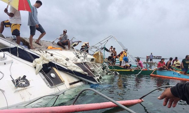 O iate de Manfred Fritz Bajorat foi encontrado a flutuar ao largo de Barabo, nas Filipinas, com o mastro partido