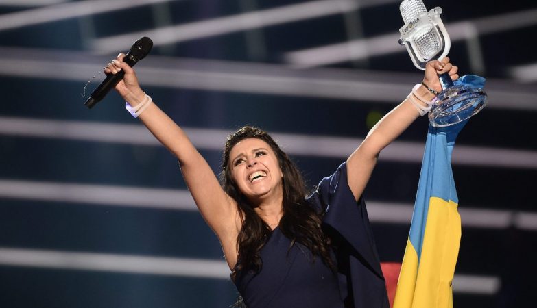A ucraniana Jamala venceu a 61ª edição do Festival Eurovisão com a canção "1944"