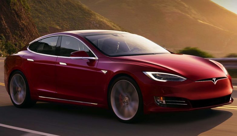 Tesla Model S P100D  - o terceiro carro de produção mais rápido do mundo