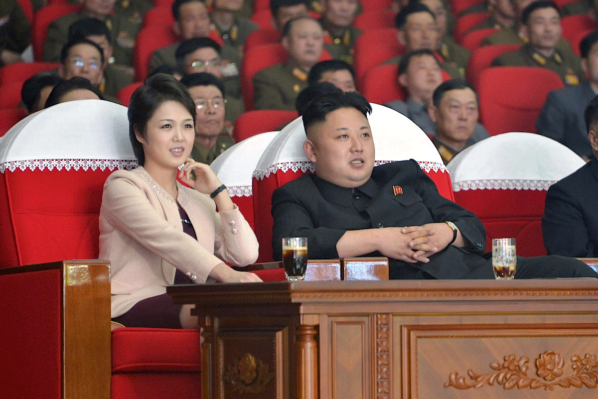 Kim Jong Un S Wife Reappears In Public Acts After More Than A Year World Prime Time Zone