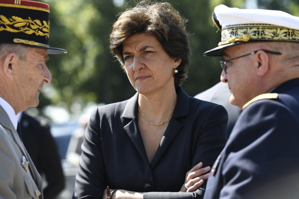 Sylvie Goulard, ministra da Defesa francesa, demite-se após polémica com trabalhos fictícios