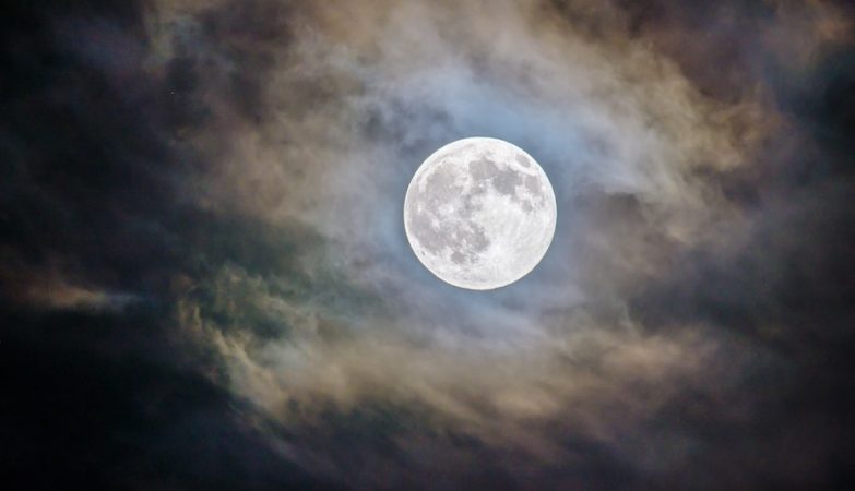 A Lua é mais húmida do que o que pensávamos?