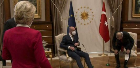 Ursula Von der Leyen na Turquia