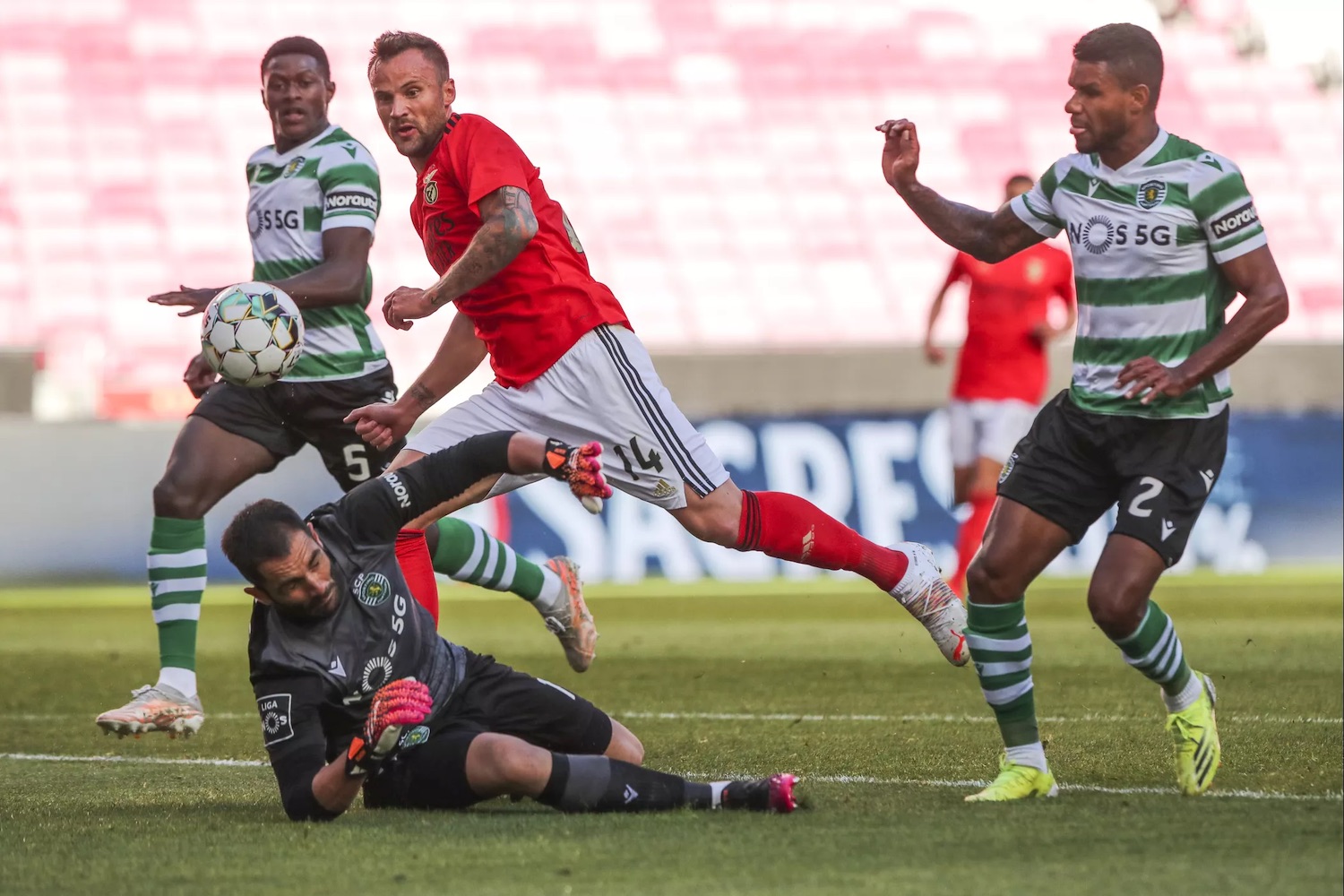 Antevisão Benfica 🆚 Sporting  Dérbi a escaldar para a águia