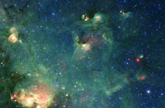 Imagem de uma nebulosa capturada pelo Telescópio Espacial Spitzer