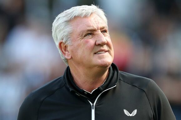 O treinador inglês de futebol, Steve Bruce.