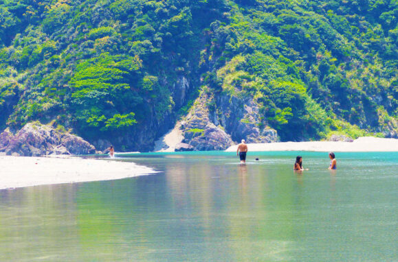 A praia de Katoku, no Japão.
