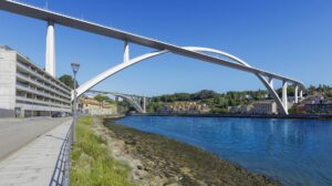 Proposta Coba Consultores para nova ponte sobre o Douro