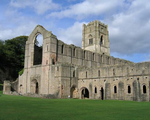 As ruínas da Abadia de Fountains, em Inglaterra