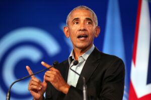 Barack Obama, ex-Presidente dos Estados Unidos, a discursar na cimeira Cop26
