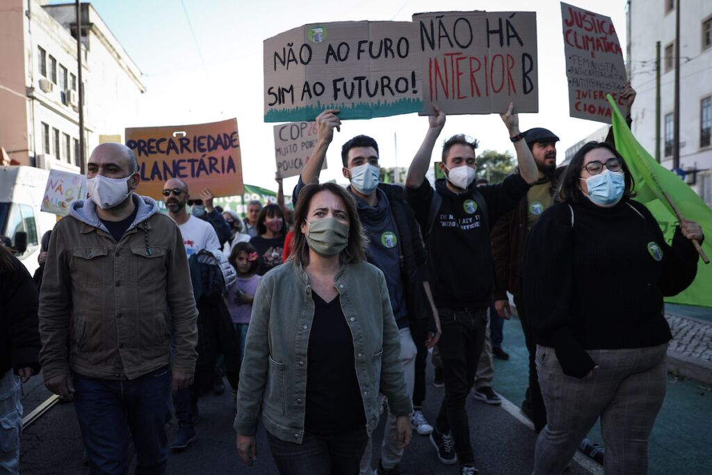 A coordenadora do Bloco de Esquerda, Catarina Martins, na marcha Mundial pela Justiça Climática