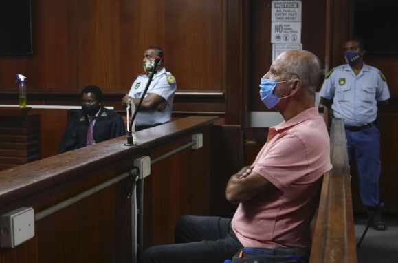 O ex-banqueiro João Rendeiro no Tribunal de Verulam.