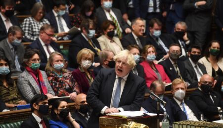 O primeiro-ministro britânico, Boris Johnson, no Parlamento inglês.