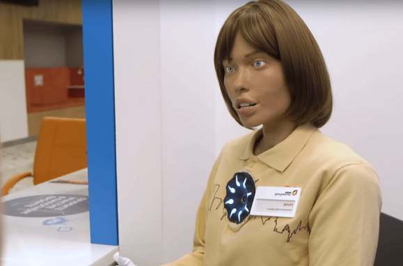 Robô-C humanóide da Promobot