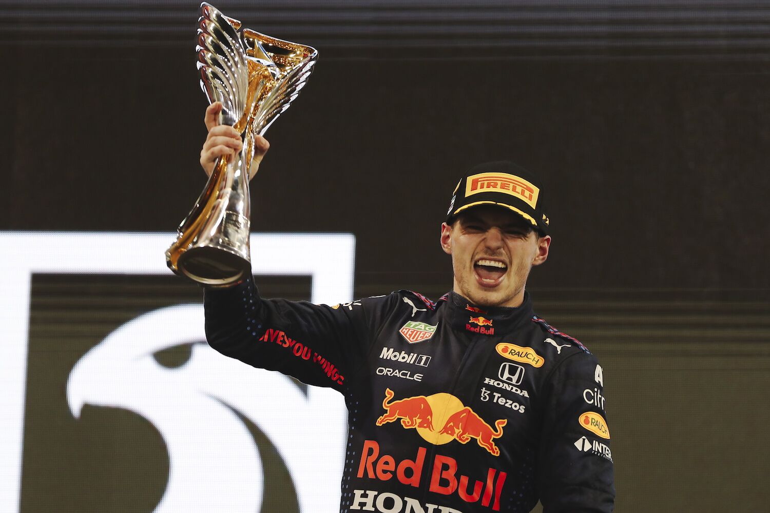 Max Verstappen é campeão mundial da F-1. Título decidido na última