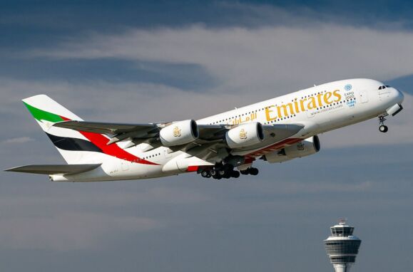 Avião Airbus A380 da Emirates