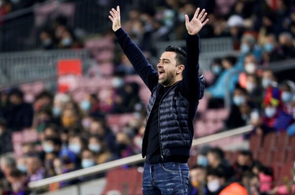 O treinador do FC Barcelona, Xavi Hernández.