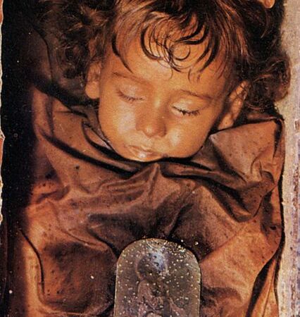 Rosalia Lombardo, a "múmia da Bela Adormecida".