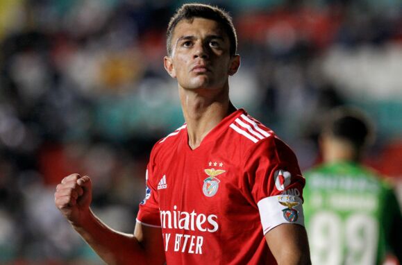 Henrique Araújo, jovem avançado do SL Benfica.
