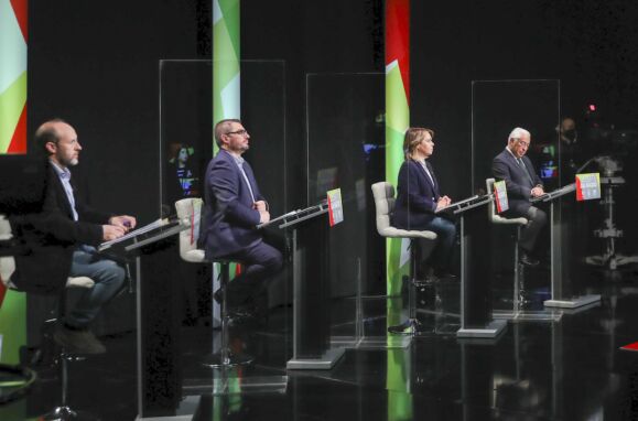 Rui Tavares, do Livre; o candidato da CDU pelo círculo eleitoral de Leiria, João Oliveira; a coordenadora do BE, Catarina Martins; e o secretário-geral do PS, António Costa